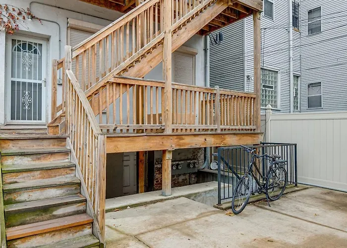 Mid-century Boho Oasis Pet-friendly Garage Chicago